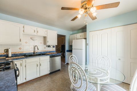 Tiny photo for 820 Shady Lane, Aurora, IL 60506 (MLS # 12486683)