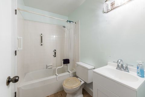 Tiny photo for 820 Shady Lane, Aurora, IL 60506 (MLS # 12486683)