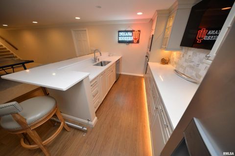 Tiny photo for 616 SEVILLE Drive, Mt Vernon, IL 62864 (MLS # EB458810)