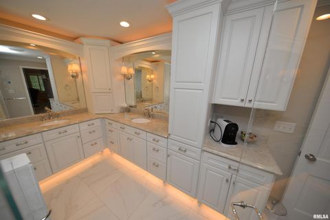 Tiny photo for 616 SEVILLE Drive, Mt Vernon, IL 62864 (MLS # EB458810)