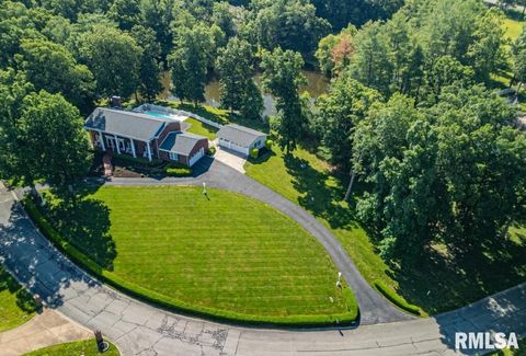 Tiny photo for 616 SEVILLE Drive, Mt Vernon, IL 62864 (MLS # EB458810)