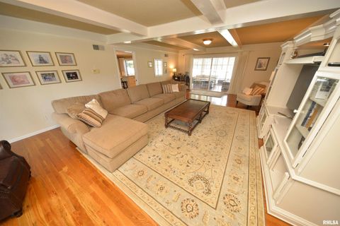 Tiny photo for 616 SEVILLE Drive, Mt Vernon, IL 62864 (MLS # EB458810)