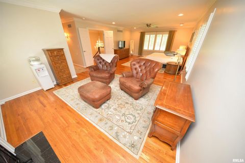 Tiny photo for 616 SEVILLE Drive, Mt Vernon, IL 62864 (MLS # EB458810)