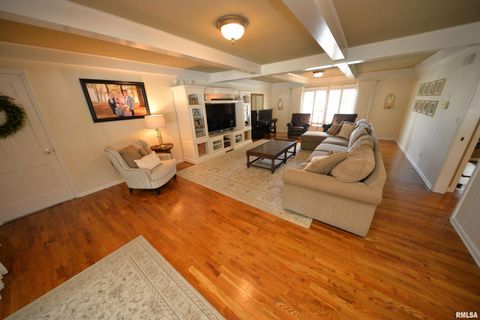 Tiny photo for 616 SEVILLE Drive, Mt Vernon, IL 62864 (MLS # EB458810)