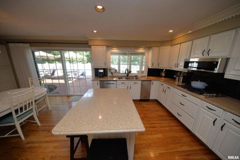 Tiny photo for 616 SEVILLE Drive, Mt Vernon, IL 62864 (MLS # EB458810)