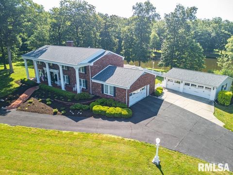 Tiny photo for 616 SEVILLE Drive, Mt Vernon, IL 62864 (MLS # EB458810)