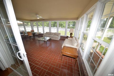 Tiny photo for 616 SEVILLE Drive, Mt Vernon, IL 62864 (MLS # EB458810)