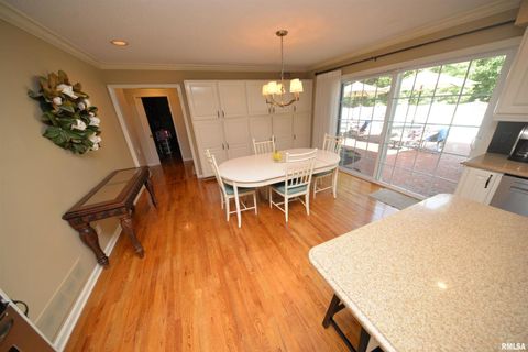 Tiny photo for 616 SEVILLE Drive, Mt Vernon, IL 62864 (MLS # EB458810)