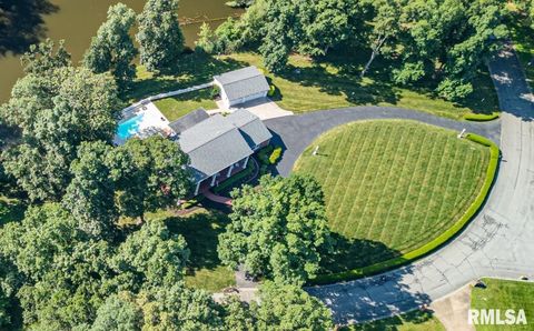 Tiny photo for 616 SEVILLE Drive, Mt Vernon, IL 62864 (MLS # EB458810)