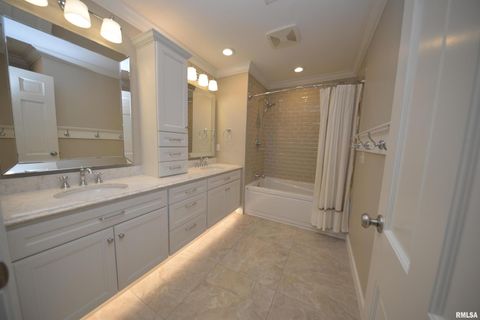 Tiny photo for 616 SEVILLE Drive, Mt Vernon, IL 62864 (MLS # EB458810)