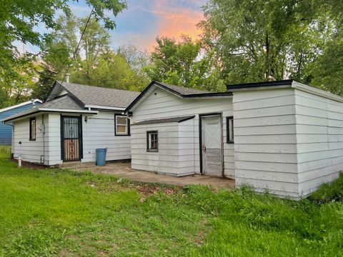 Tiny photo for 306 Anderson Avenue, Joliet, IL 60433 (MLS # 12656363)