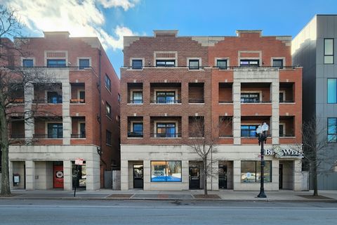 Photo of 2249 W Irving Park Road #4, Chicago, IL 60618 (MLS # 12577018)