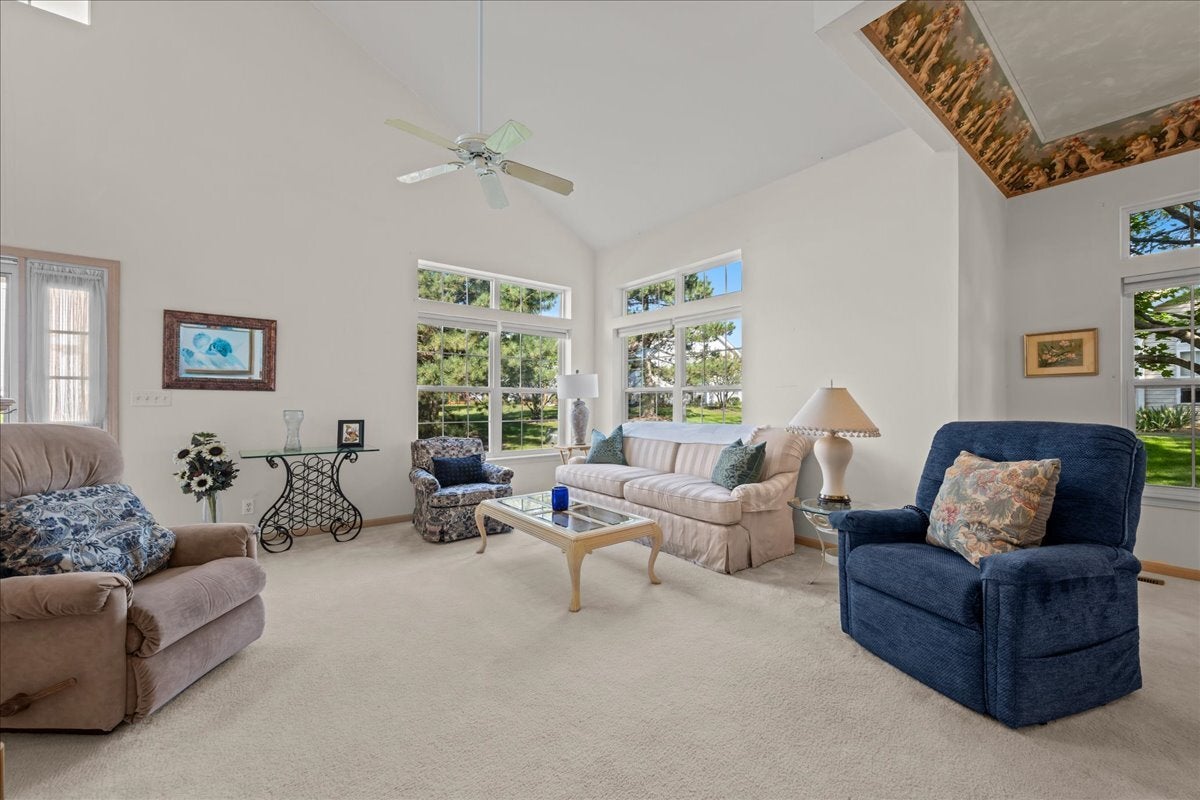 1641 Abington Lane