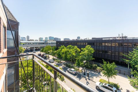 Tiny photo for 4603 N RACINE Avenue #403, Chicago, IL 60640 (MLS # 12501461)