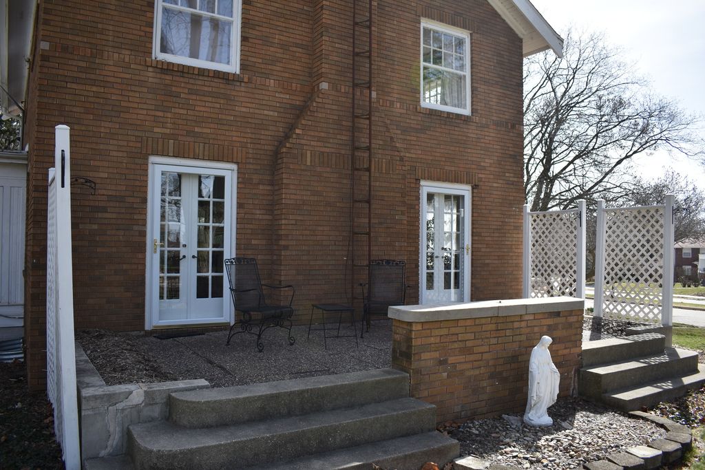 listing image 55