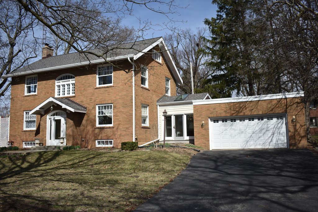 listing image 0