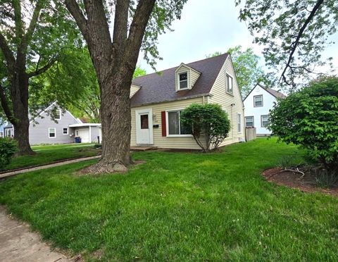 Tiny photo for 1106 Birchdale Drive, Elgin, IL 60123 (MLS # 12645833)