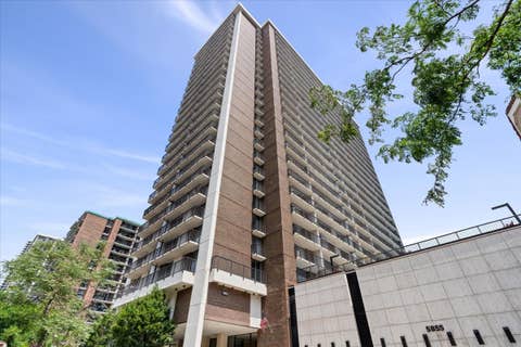 Photo of 5855 N Sheridan Road #19G, Chicago, IL 60660 (MLS # 12718712)