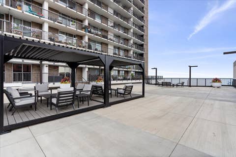 Tiny photo for 5855 N Sheridan Road #19G, Chicago, IL 60660 (MLS # 12718712)