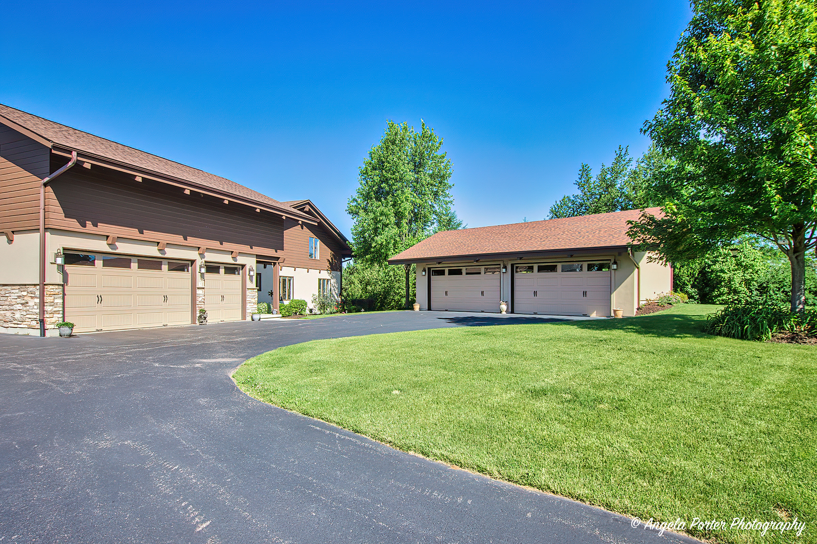 6509 Oak Hill Drive
