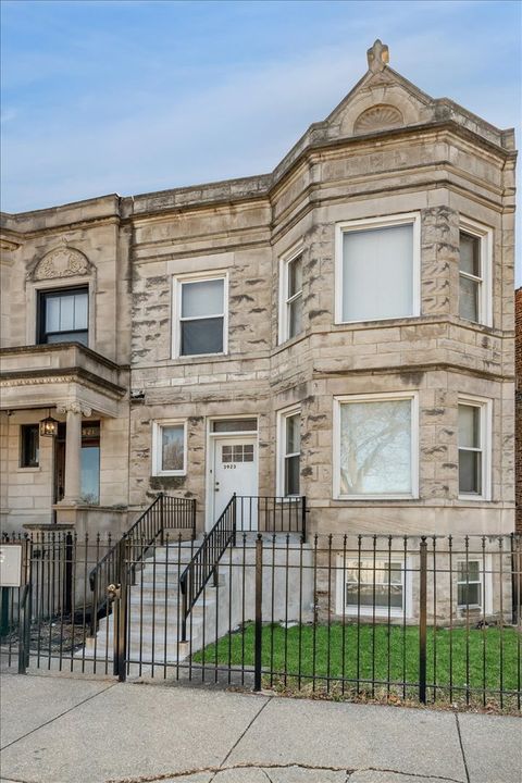 3923 W Polk Street Chicago IL 60624