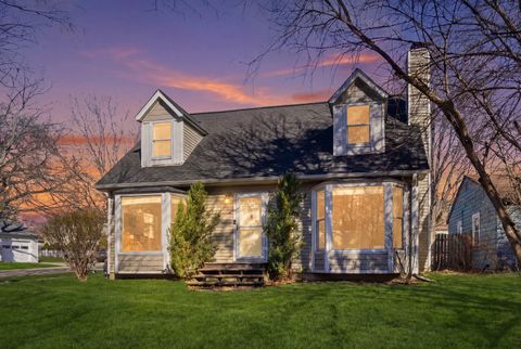 Tiny photo for 501 Elm Avenue, Geneva, IL 60134 (MLS # 12582704)