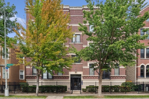 Photo of 1330 W Diversey Parkway #1W, Chicago, IL 60614 (MLS # 12757475)