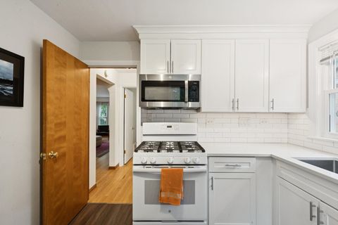 Tiny photo for 2130 Brummel Street, Evanston, IL 60202 (MLS # 12488077)