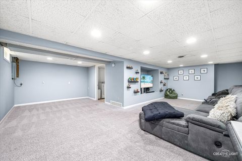 Tiny photo for 540 N Rosedale Avenue, Aurora, IL 60506 (MLS # 12581269)