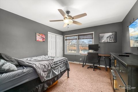 Tiny photo for 540 N Rosedale Avenue, Aurora, IL 60506 (MLS # 12581269)