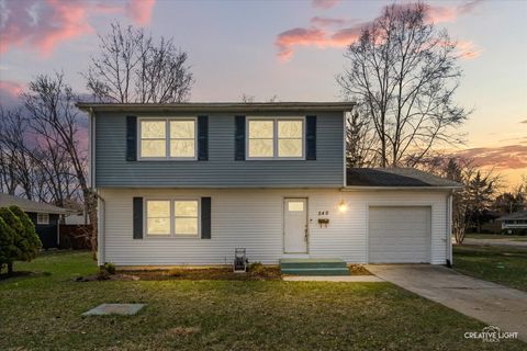 Tiny photo for 540 N Rosedale Avenue, Aurora, IL 60506 (MLS # 12581269)