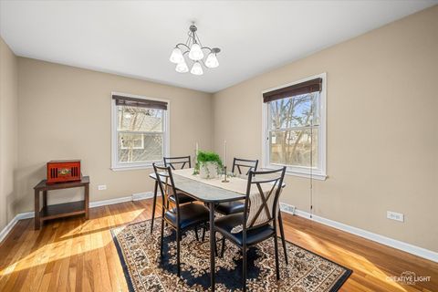 Tiny photo for 540 N Rosedale Avenue, Aurora, IL 60506 (MLS # 12581269)