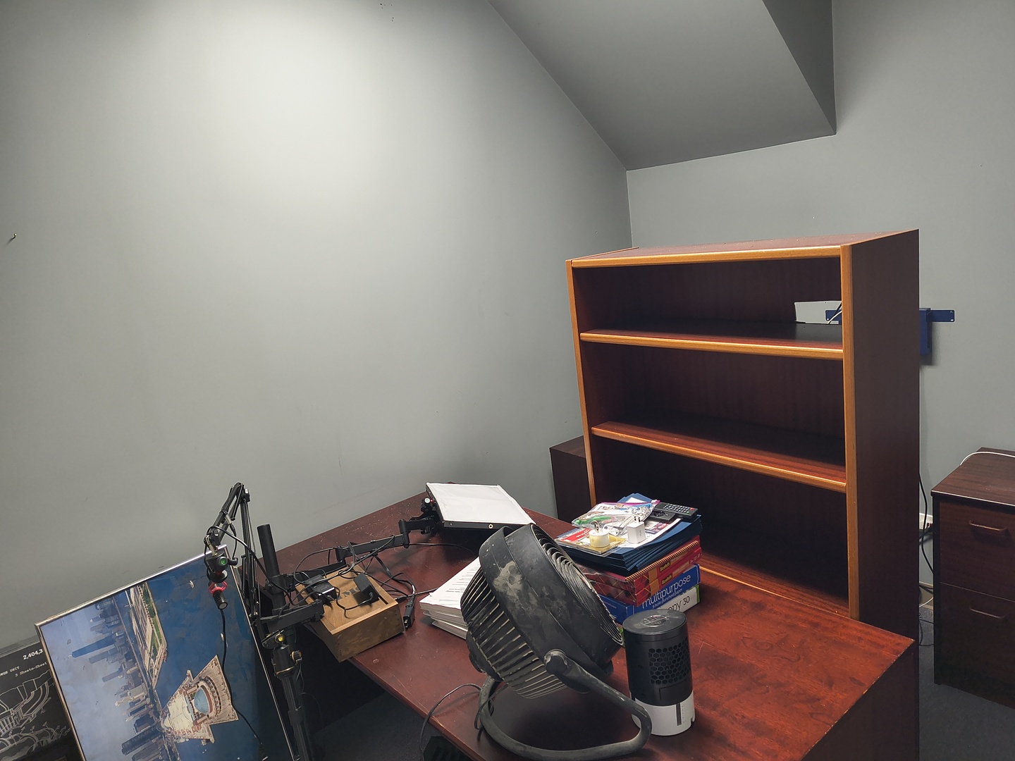 790 BARRON Boulevard A