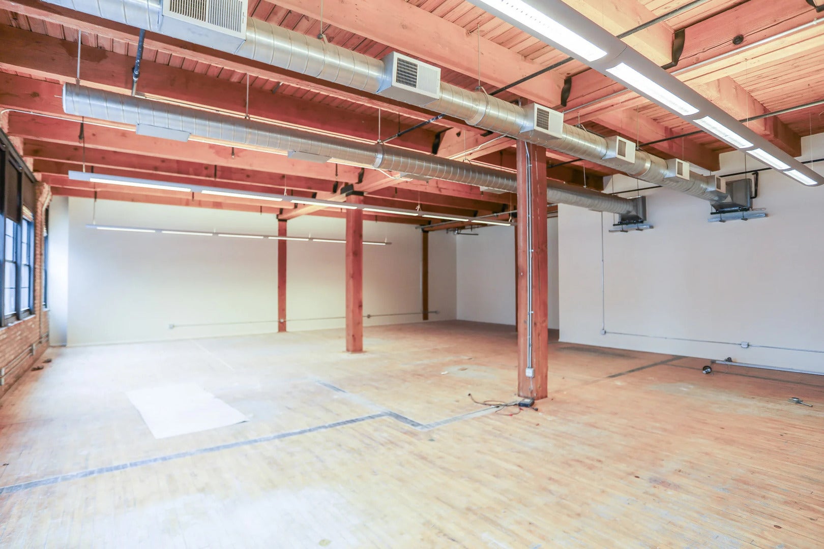 4001 N Hermitage Road 110