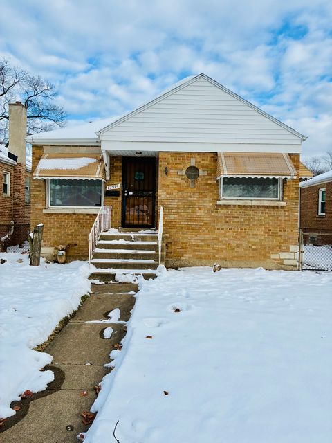 Photo of 12915 S parnell Avenue, Chicago, IL 60628 (MLS # 12530893)