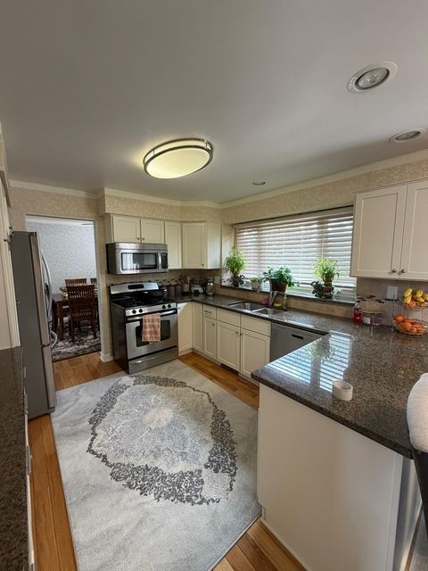 Tiny photo for Carol Stream, IL 60188 (MLS # 12612572)