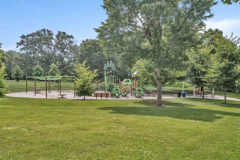 Tiny photo for 336 Brooklea Court, Naperville, IL 60565 (MLS # 12490019)