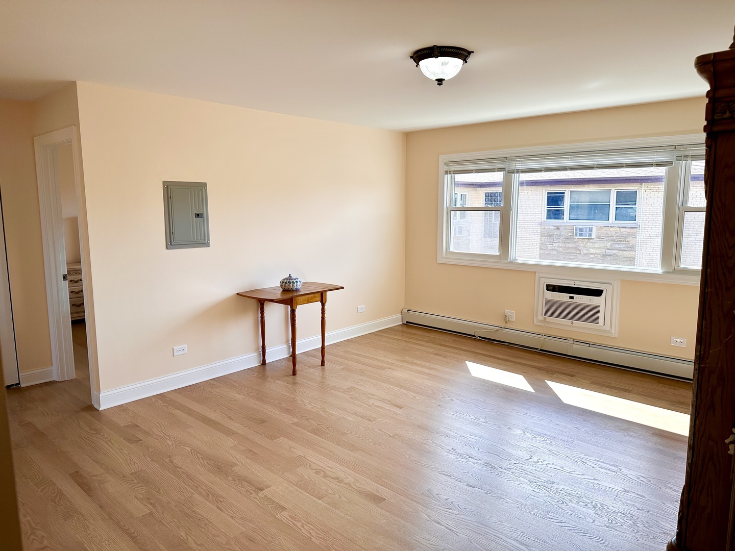 4915 N Central Avenue 16-3E