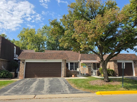Photo of 1S282 Holyoke Lane, Villa Park, IL 60181 (MLS # 12786675)