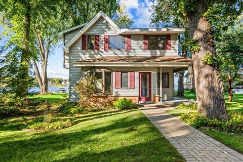Photo of 712 Regner Road, McHenry, IL 60051 (MLS # 12488596)