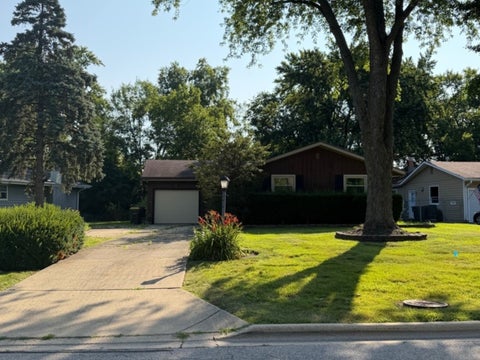 Tiny photo for 381 N Silverleaf Boulevard, Carol Stream, IL 60188 (MLS # 12763884)