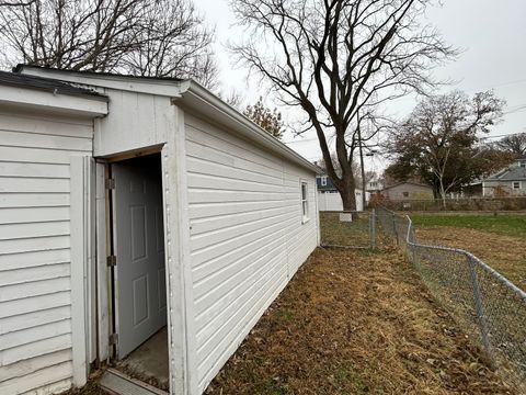 Tiny photo for 620 COMMERICAL Street, Danville, IL 61832 (MLS # 12524206)