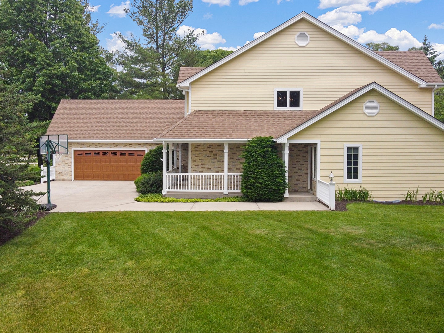 295 W Grandin Road