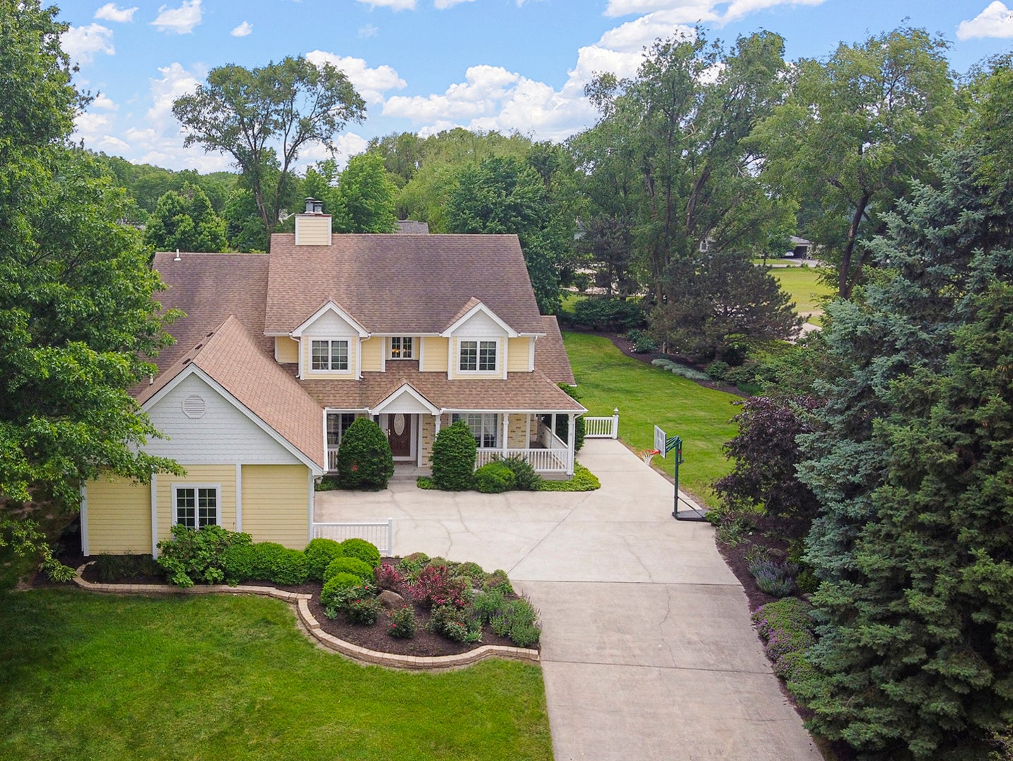 295 W Grandin Road
