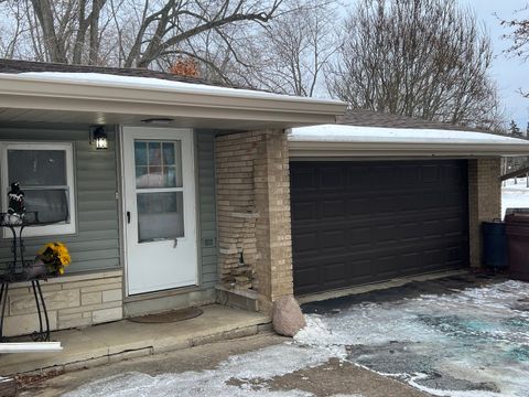 Tiny photo for 13980 W Stonegate Road, Wadsworth, IL 60083 (MLS # 12533146)