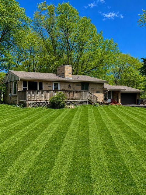 Tiny photo for 13980 W Stonegate Road, Wadsworth, IL 60083 (MLS # 12533146)