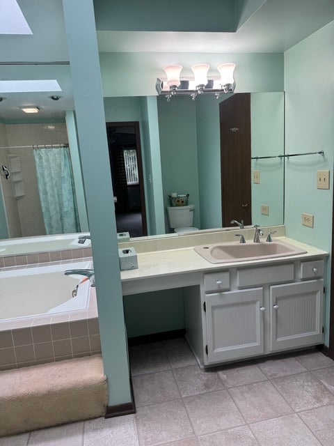 Tiny photo for 1857 Portsmouth Drive #D, Lisle, IL 60532 (MLS # 12730537)