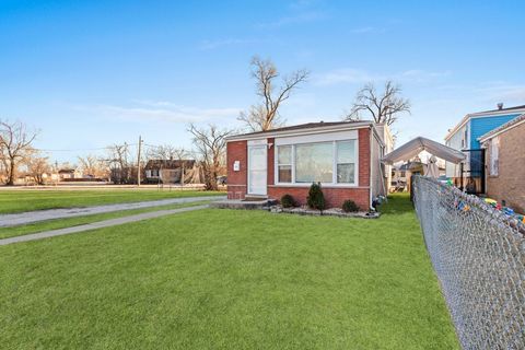 Tiny photo for 14564 Spaulding Avenue, Harvey, IL 60426 (MLS # 12486846)