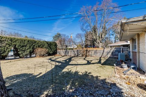 Tiny photo for 1222 Woodside Road, La Grange Park, IL 60526 (MLS # 12581217)