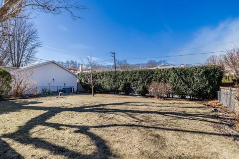 Tiny photo for 1222 Woodside Road, La Grange Park, IL 60526 (MLS # 12581217)